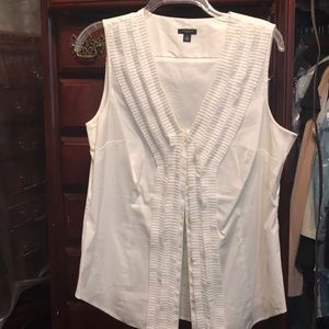 Ann Taylor crisp white blouse w/precision ruffle.